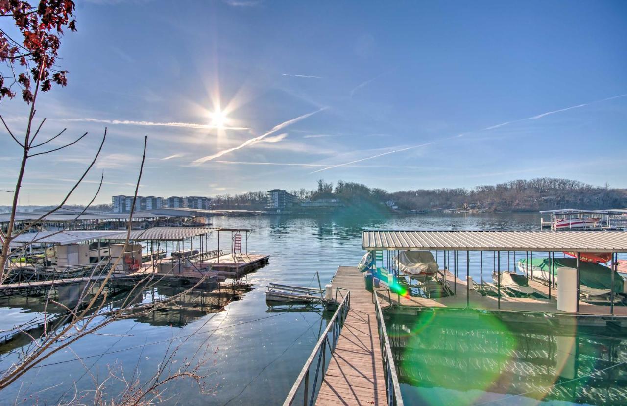 Waterfront Townhome With Private Dock And Lake Views Lake Ozark Exterior foto