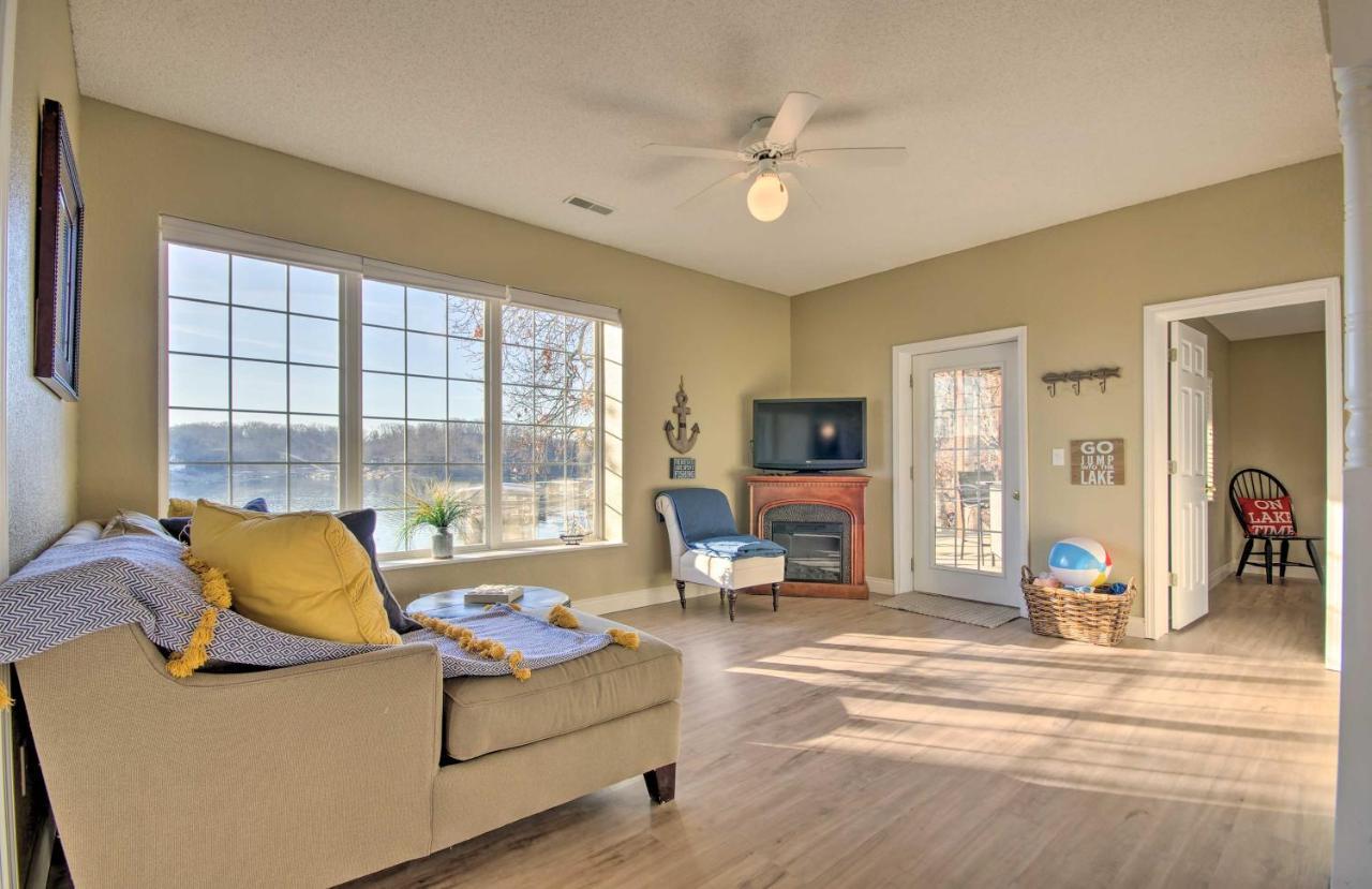 Waterfront Townhome With Private Dock And Lake Views Lake Ozark Exterior foto